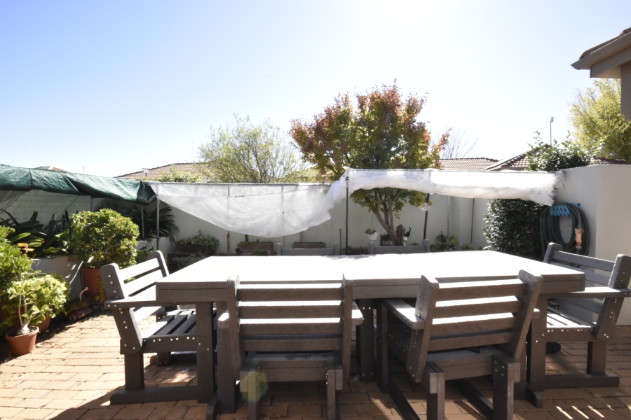 2 Bedroom Property for Sale in Waterberry Estate North West